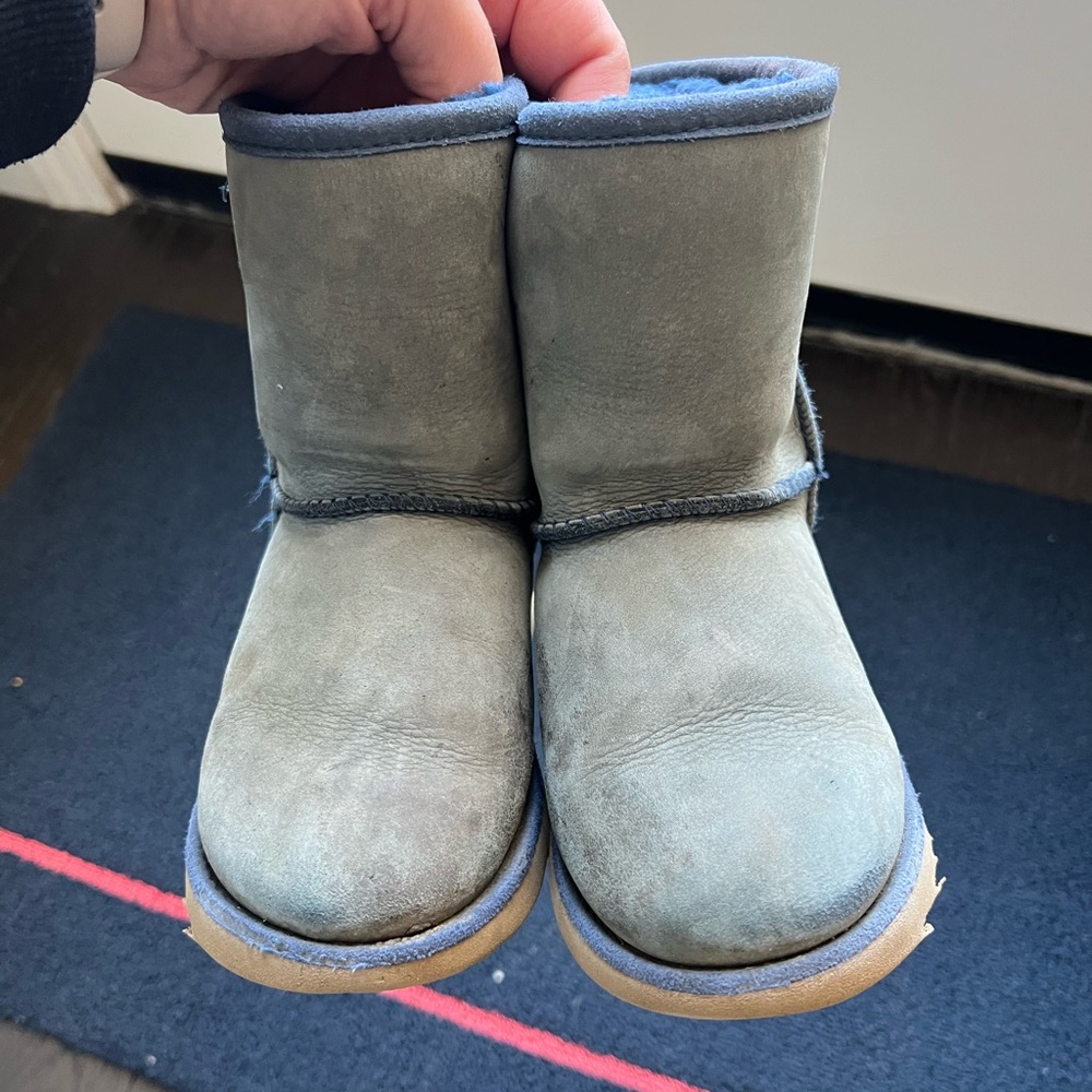 UGG Classic II Weather Short boots